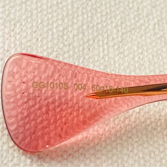 New- Authentic Gucci GG1010S 004 Sunglasses Women's Burgundy Transparent/Red - Picture 16 of 17
